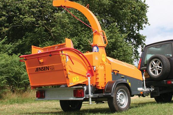 Jensen A425 Wheeled Chipper available from Dennis Barnfield Ltd, tracked chippers in Lancashire, Cumbria and the North West!