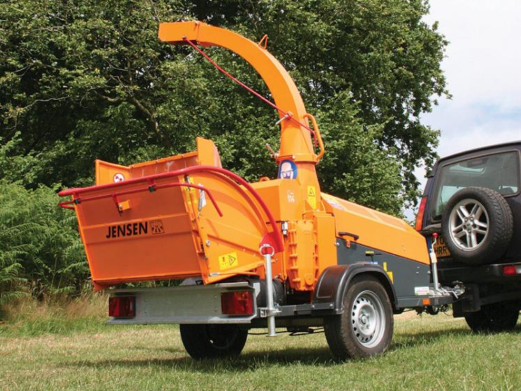 Jensen A425 Wheeled Chipper available from Dennis Barnfield Ltd, tracked chippers in Lancashire, Cumbria and the North West!