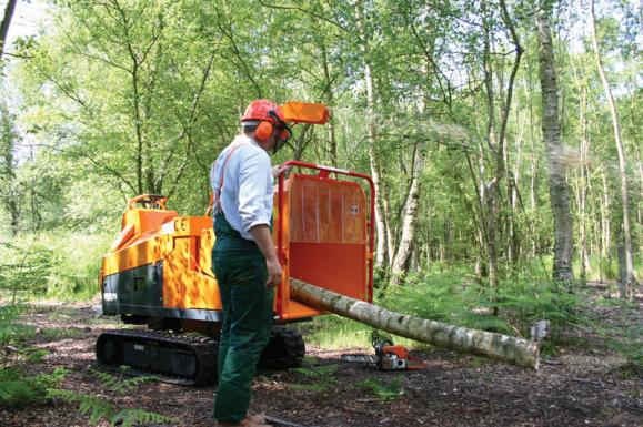 Jensen A530XL Tracked Chipper available from Dennis Barnfield Ltd, tracked chippers in Lancashire, Cumbria and the North West!