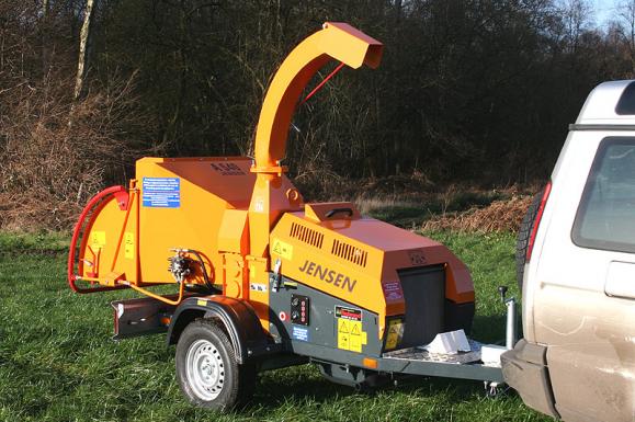 Jensen A540 Wheeled Chipper available from Dennis Barnfield Ltd, tracked chippers in Lancashire, Cumbria and the North West!