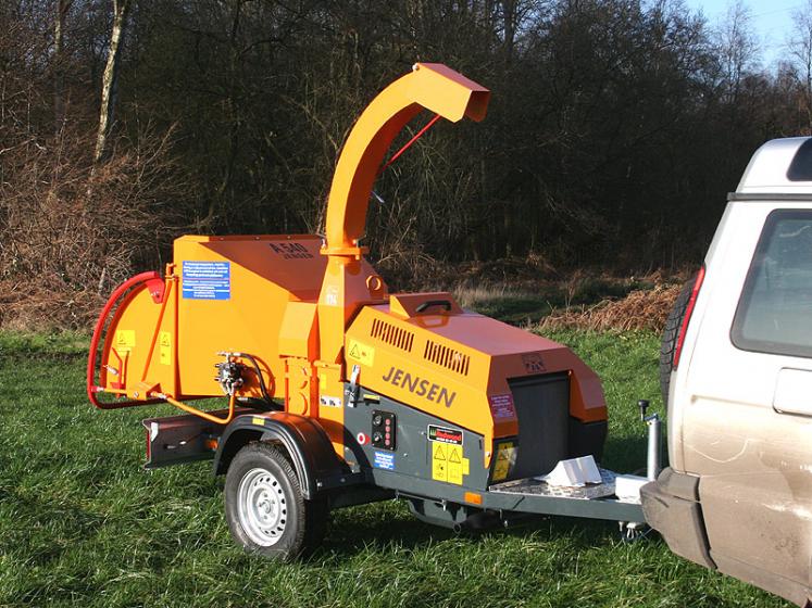 Jensen A540 Wheeled Chipper available from Dennis Barnfield Ltd, tracked chippers in Lancashire, Cumbria and the North West!
